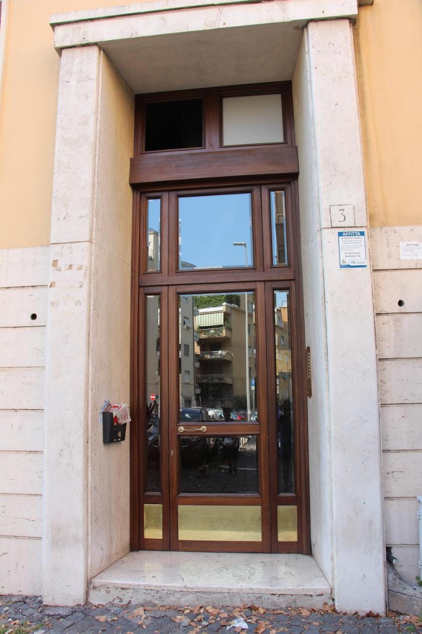 Comfort Rooms Piazza Mariano Armellini Rome Extérieur photo